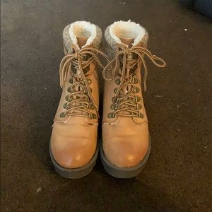 Fur lined winter hiking boots